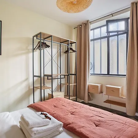 Center Of By Prestige Apartment *